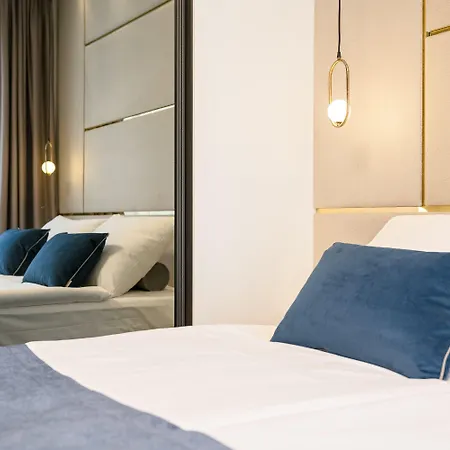 Flos Luxury Gasthof Split