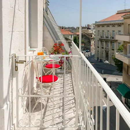 Casa de hóspedes Flos Luxury