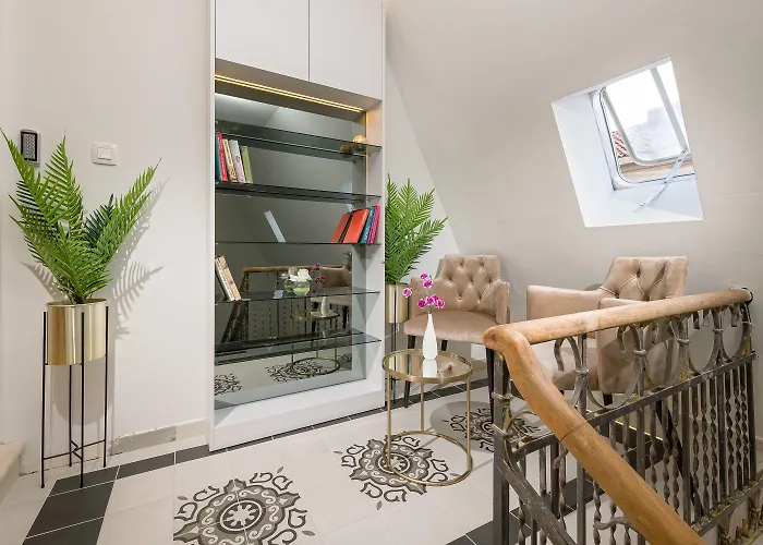 Flos Luxury Gostinjska kuća