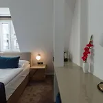 Flos Luxury