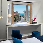 Flos Luxury Gasthof